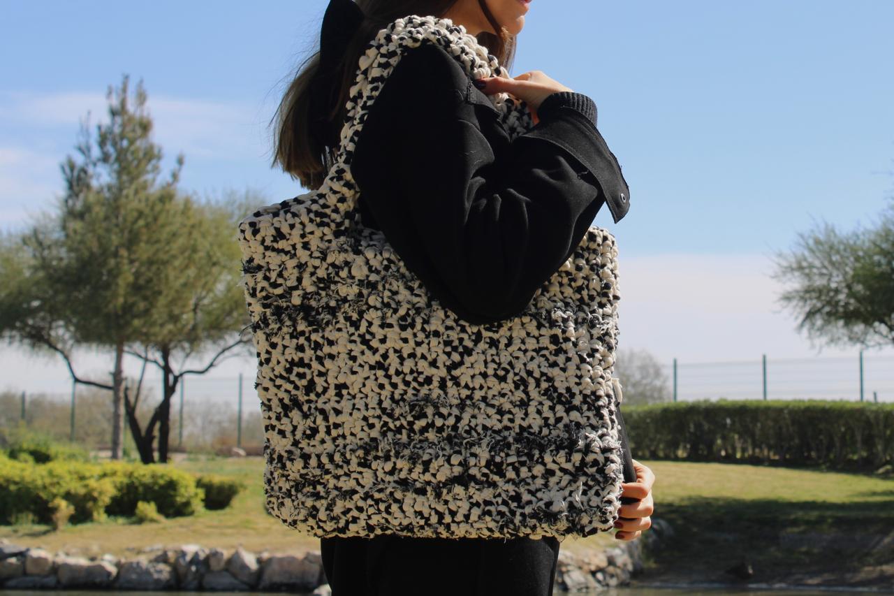 Tote - Beige y Negro